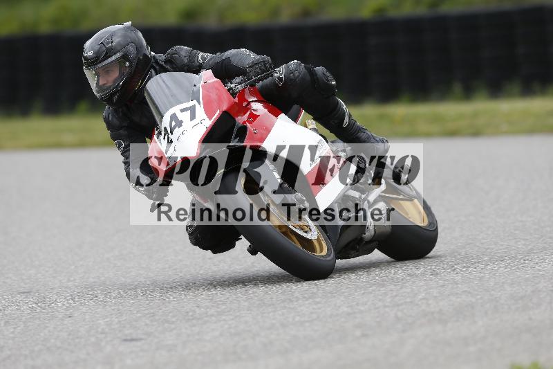 /Archiv-2025/08 20.04.2025 Speer Racing ADR/Gruppe gruen/247